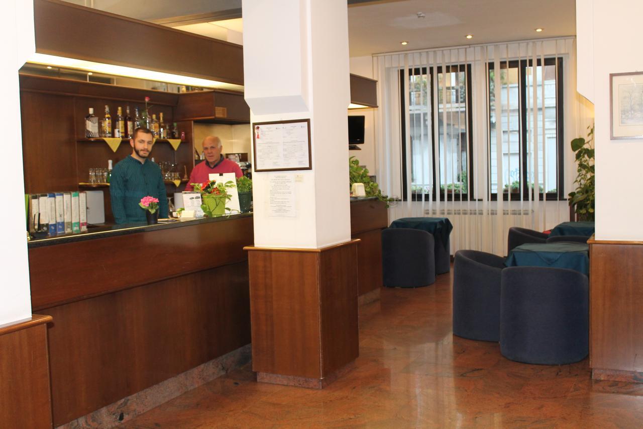 Hotel Catalani E Madrid Milan Exterior photo