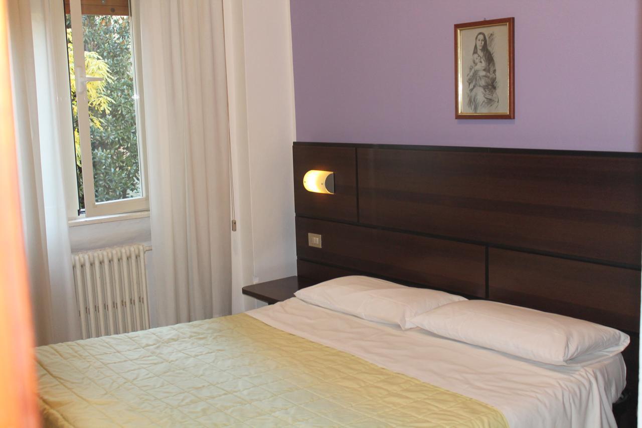 Hotel Catalani E Madrid Milan Exterior photo