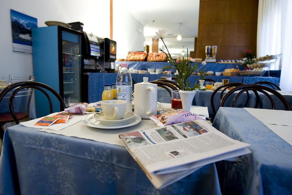 Hotel Catalani E Madrid Milan Exterior photo